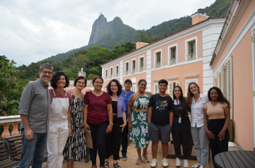 alunos-projeto-apontar2026-na-escola-alema-corcovado-thumb